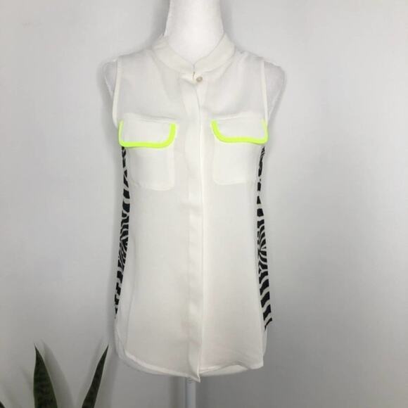 Line & Dot | NEW Contrast Zebra Print Top - Picture 2 of 7